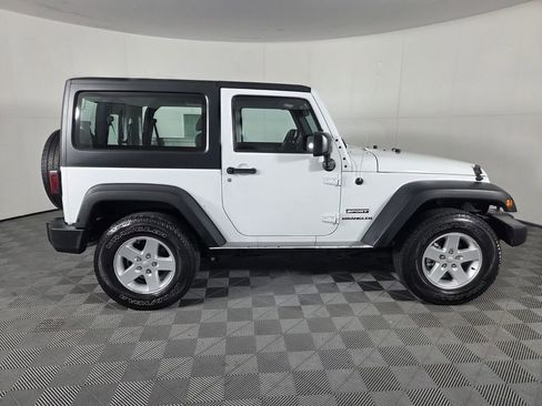 Used 2017 Jeep Wrangler Sport w/ Quick Order Package 24S AWD/4WD image 5
