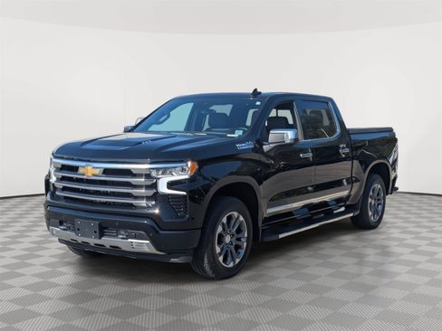 Used 2024 Chevrolet Silverado 1500 High Country w/ Technology Package AWD/4WD image 1