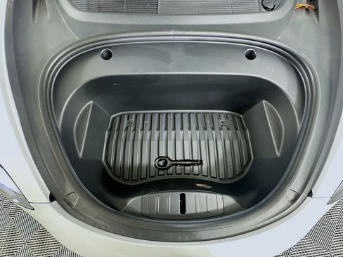 Used 2022 Tesla Model 3 RWD image 32