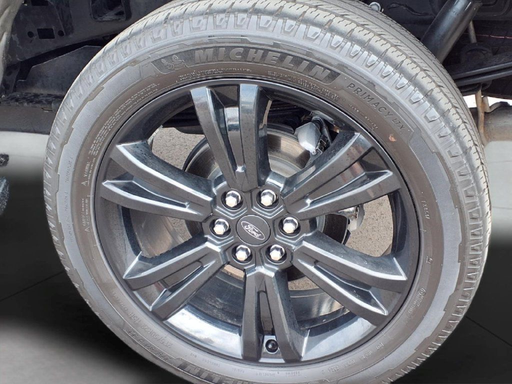 Used 2024 Ford F150 Lariat w/ Equipment Group 502A High AWD/4WD image 8
