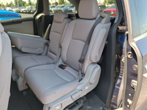 Used 2021 Honda Odyssey EX image 12