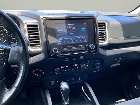 Used 2023 Nissan Frontier SV w/ Technology Package AWD/4WD image 10