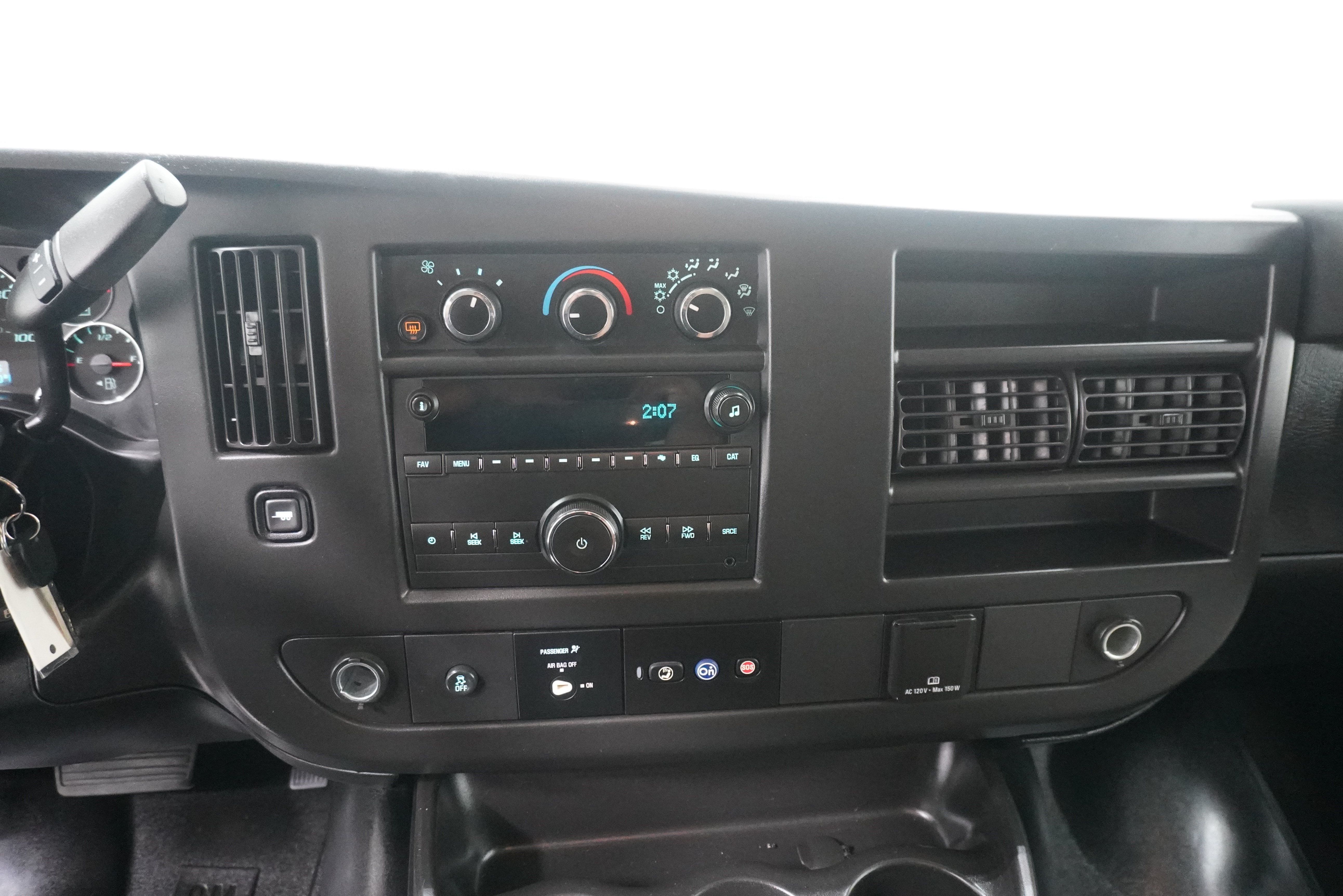 Used 2017 Chevrolet Express 2500 LT w/ LT Preferred Equipment Group RWD image 15