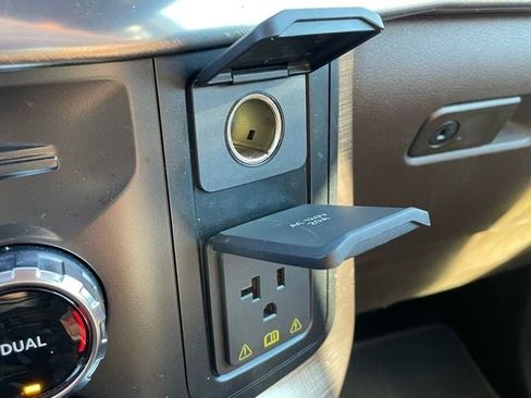 Used 2024 Ford F150 King Ranch w/ FX4 Off-Road Package image 26