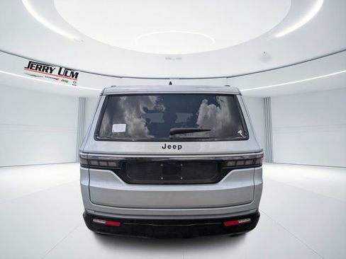 New 2026 Jeep Grand Wagoneer 2WD image 4