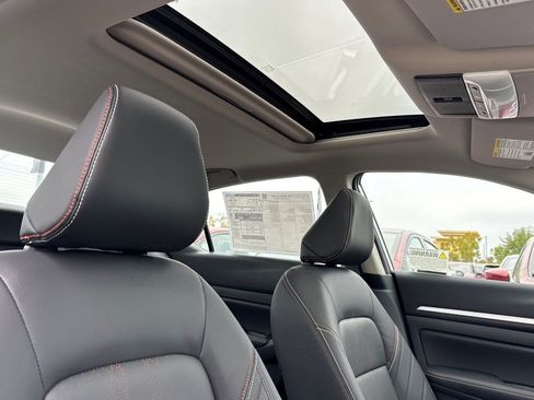 New 2025 Nissan Altima 2.5 SR w/ SR Premium Package image 13