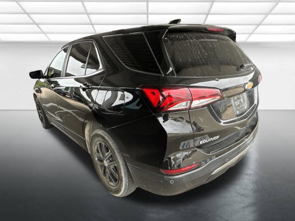 Used 2024 Chevrolet Equinox LT w/ LPO, Floor Liner Package FWD image 4
