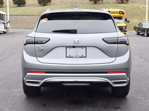 New 2026 Buick Envision Avenir image 4