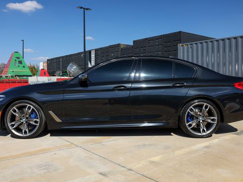 Used 2019 BMW M550i xDrive image 8