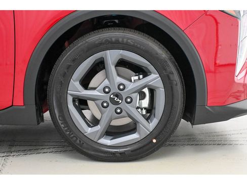 New 2025 Kia K4 image 8