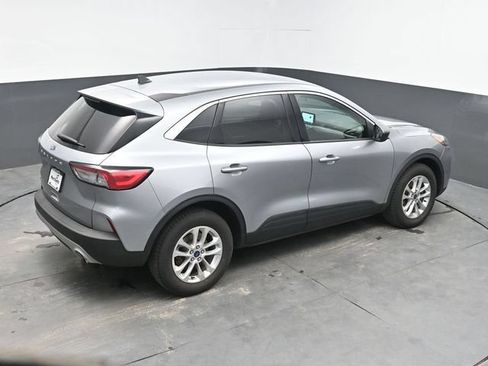 Used 2022 Ford Escape SE FWD image 24