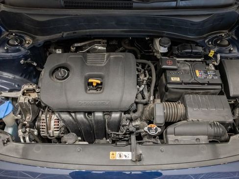 Certified 2024 Kia Seltos EX FWD image 3