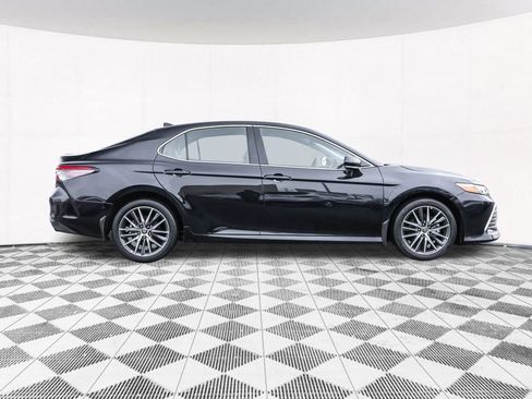 Used 2024 Toyota Camry XLE w/ Cold Weather Package image 10