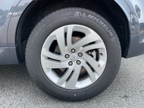 Certified 2025 Land Rover Discovery Sport S AWD/4WD image 10