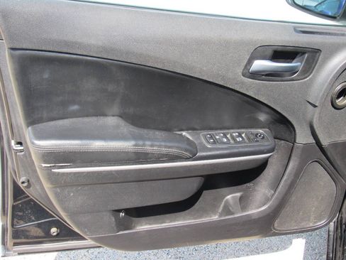 Used 2019 Dodge Charger Police RWD image 27