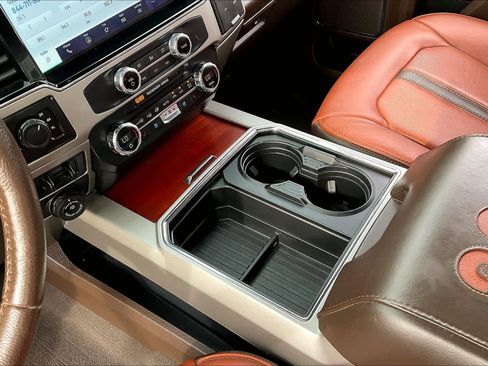 Used 2022 Ford F250 King Ranch w/ Chrome Package image 16