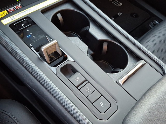 New 2026 Lexus ES 500e w/ Convenience Package AWD/4WD image 9