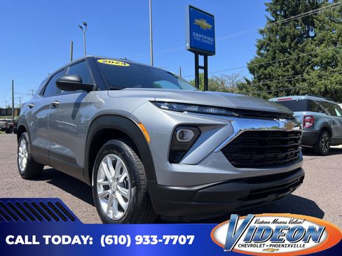 Used 2024 Chevrolet TrailBlazer LS w/ LS Convenience Package FWD image 1