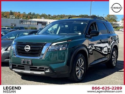 Certified 2022 Nissan Pathfinder SL image 4
