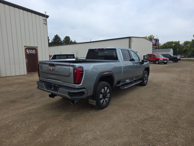 Used 2024 GMC Sierra 2500 Denali w/ Denali Reserve Package AWD/4WD image 7