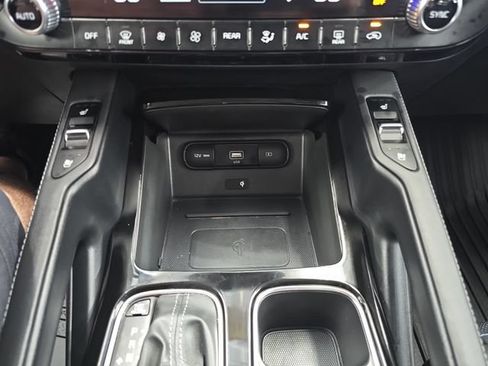 Used 2022 Kia Telluride SX w/ SX Prestige Package AWD/4WD image 24