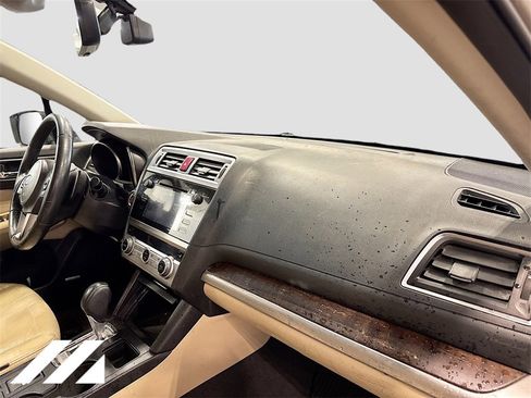 Used 2017 Subaru Outback 2.5i Limited image 29