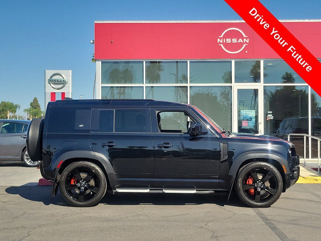 Used 2023 Land Rover Defender 110 X AWD/4WD image 35