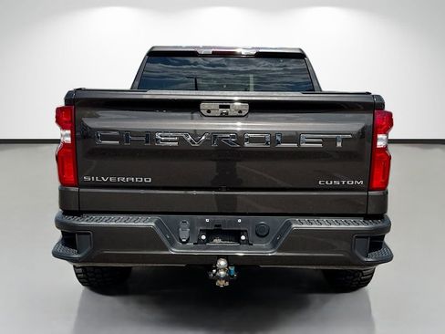 Used 2021 Chevrolet Silverado 1500 Custom image 4