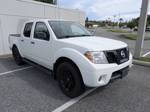 Used 2018 Nissan Frontier SV w/ Value Truck Package AWD/4WD image 1