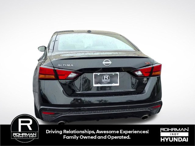 Used 2024 Nissan Altima 2.5 SR FWD image 8
