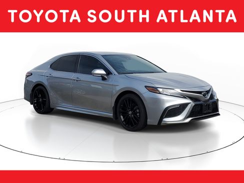 Used 2024 Toyota Camry XSE image 1