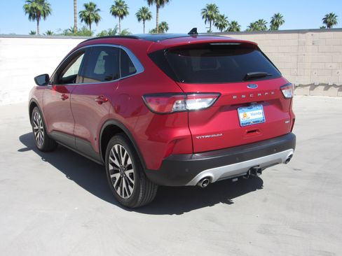 Used 2020 Ford Escape Titanium AWD/4WD image 6
