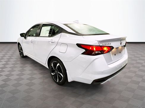 New 2025 Nissan Versa SR w/ Trunk Package image 5