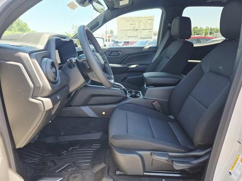 New 2026 Chevrolet Colorado Trail Boss AWD/4WD image 8