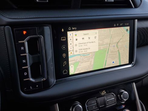 Used 2023 GMC Yukon Denali w/ Denali Reserve Package image 28