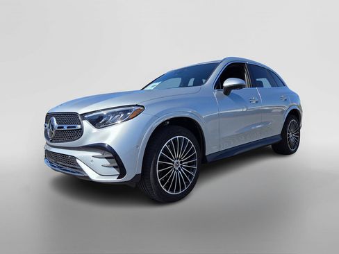 New 2025 Mercedes-Benz GLC 300 image 8