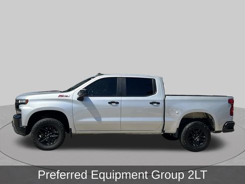 Used 2021 Chevrolet Silverado 1500 LT Trail Boss w/ Convenience Package II AWD/4WD image 2