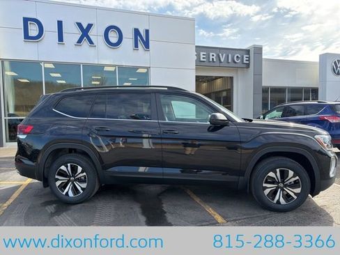 New 2026 Volkswagen Atlas SE image 8