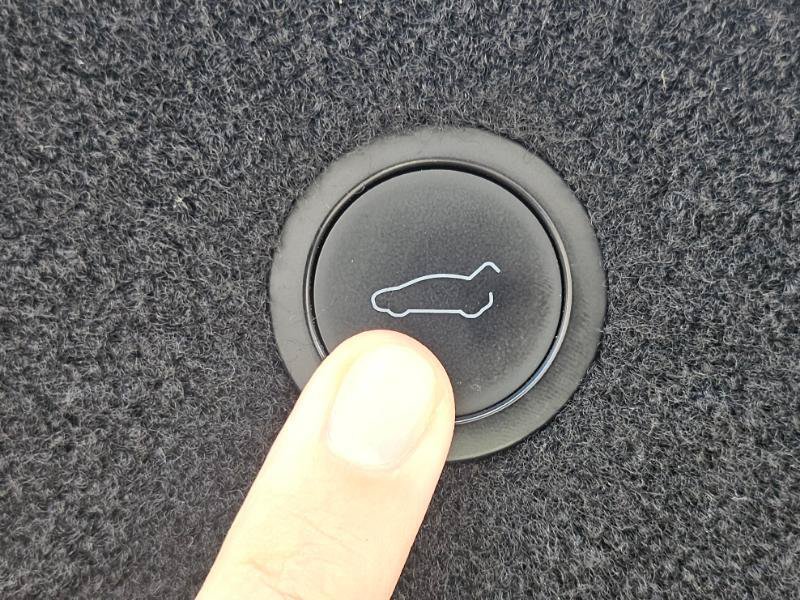 Used 2022 Tesla Model X AWD/4WD image 76