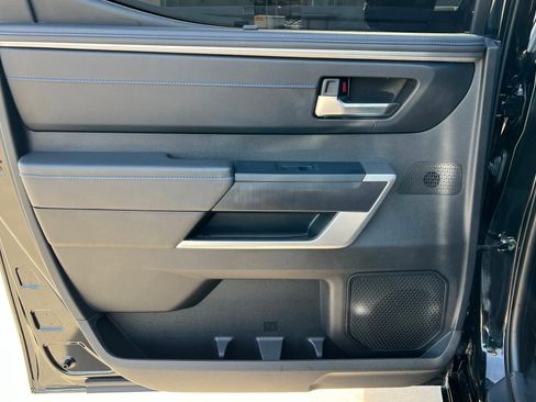 Used 2022 Toyota Tundra Platinum image 19