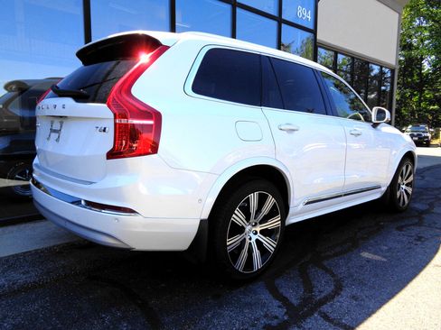 Used 2022 Volvo XC90 T6 Inscription image 5