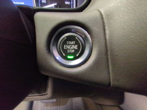 Used 2021 GMC Yukon SLT w/ SLT Luxury Plus Package image 19