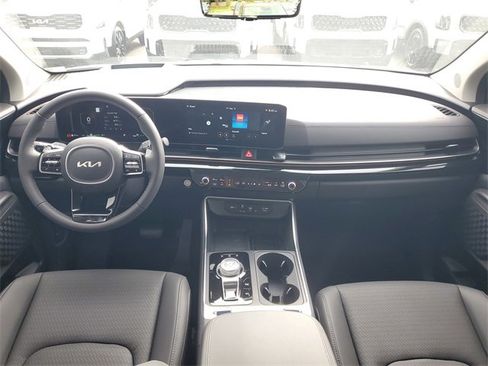 New 2026 Kia Carnival SX Prestige image 18