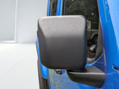 New 2025 Jeep Gladiator Sport image 9