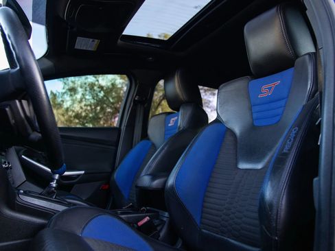 Used 2013 Ford Focus ST image 23