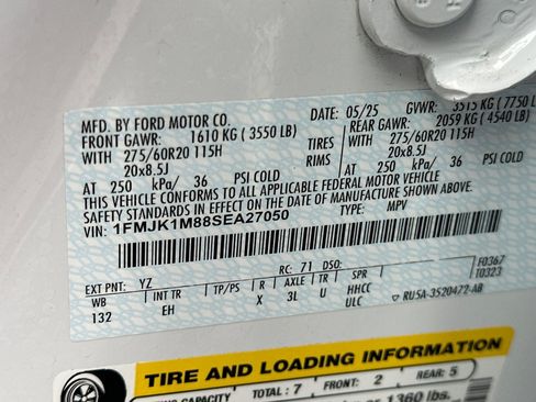 Used 2025 Ford Expedition Max Platinum AWD/4WD image 32