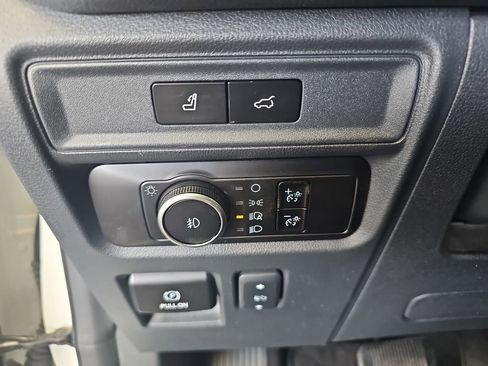 Used 2024 Ford Expedition Limited AWD/4WD image 26