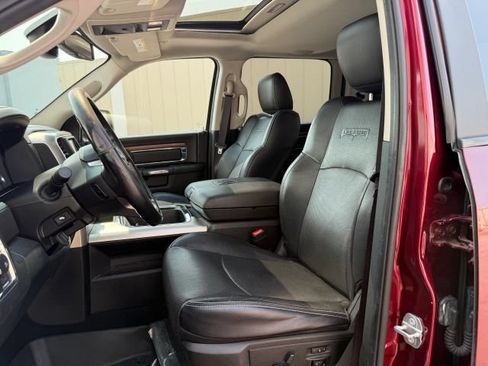 Used 2017 RAM 1500 Laramie w/ Convenience Group AWD/4WD image 15