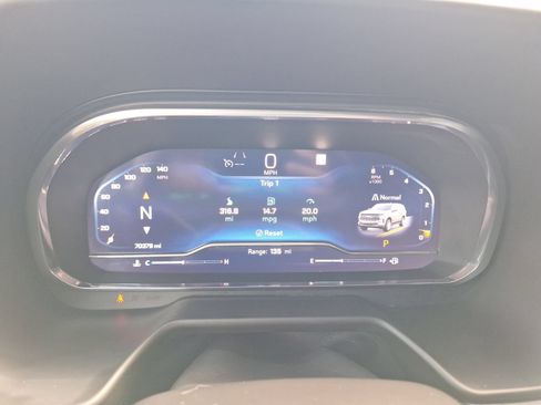 Used 2022 Chevrolet Tahoe LT w/ Luxury Package RWD image 19