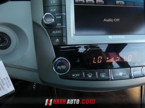 Used 2011 Toyota Avalon FWD image 63